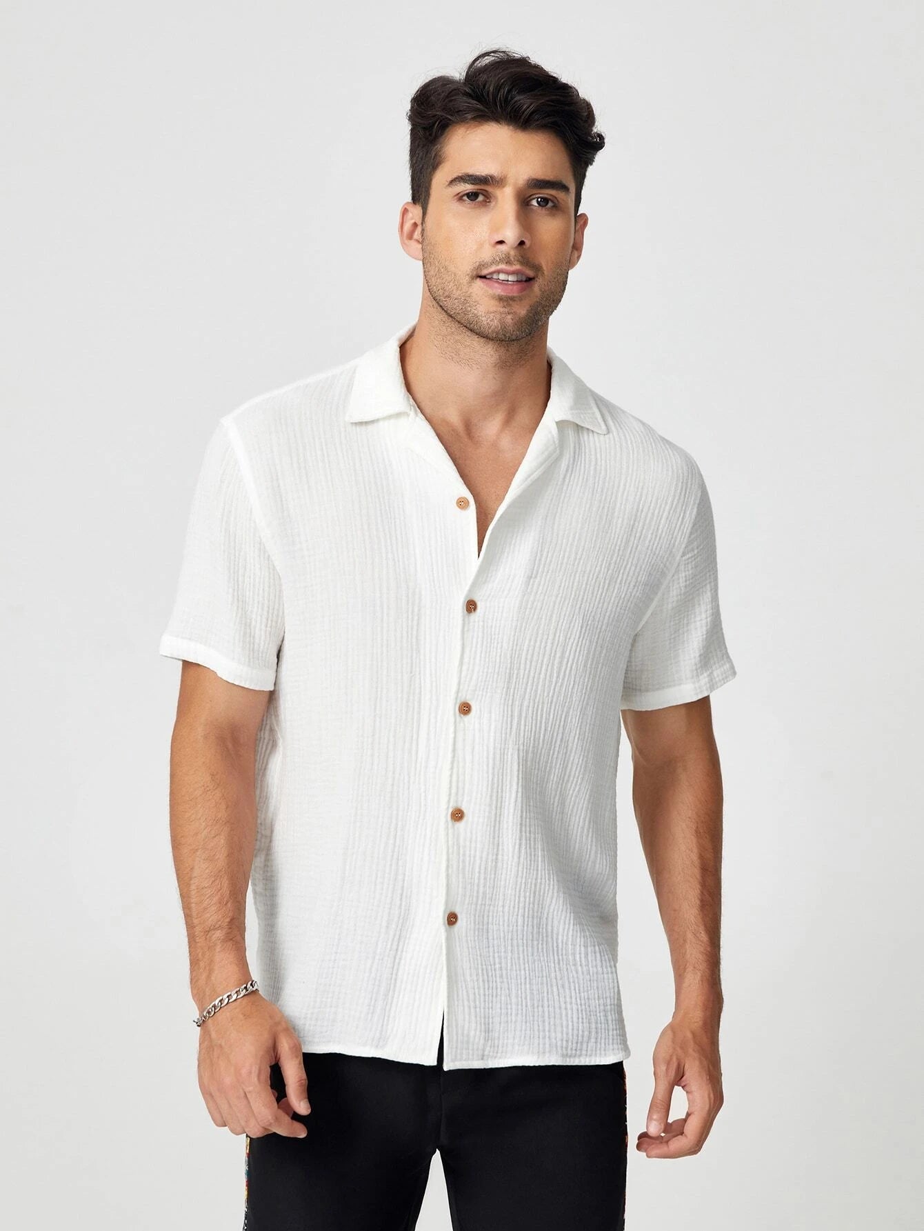 GENTILAND Men Cotton Solid Textured Button Front Shirt